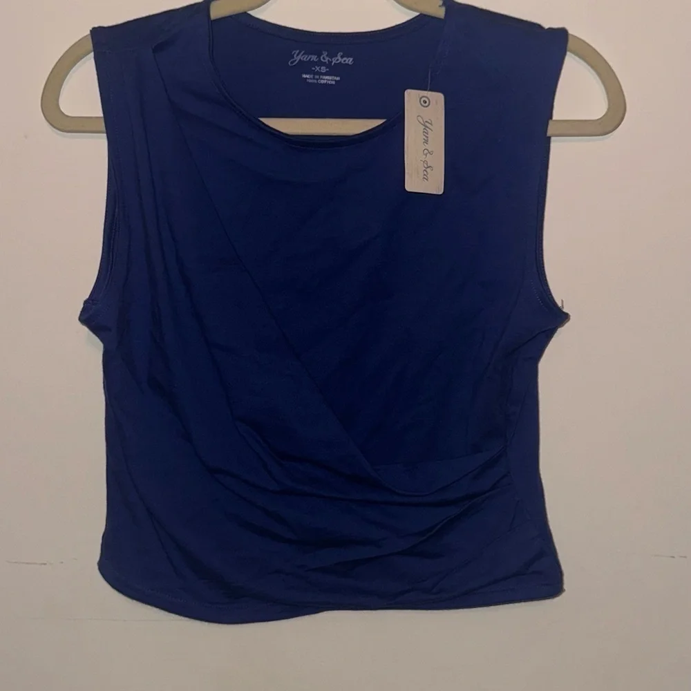 Women's Blue Sleeveless Top